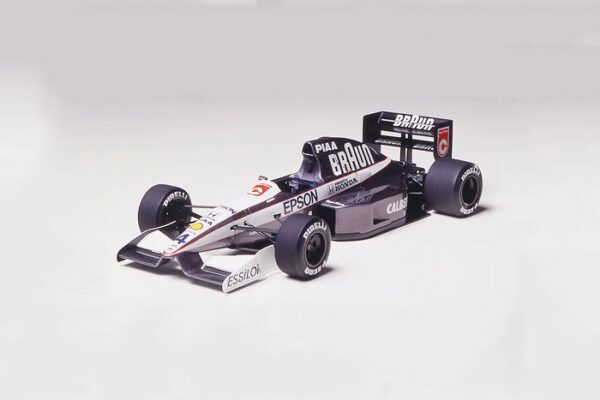 Tamiya 1/20 Scale Braun Tyrrell Honda 020 TAM20029