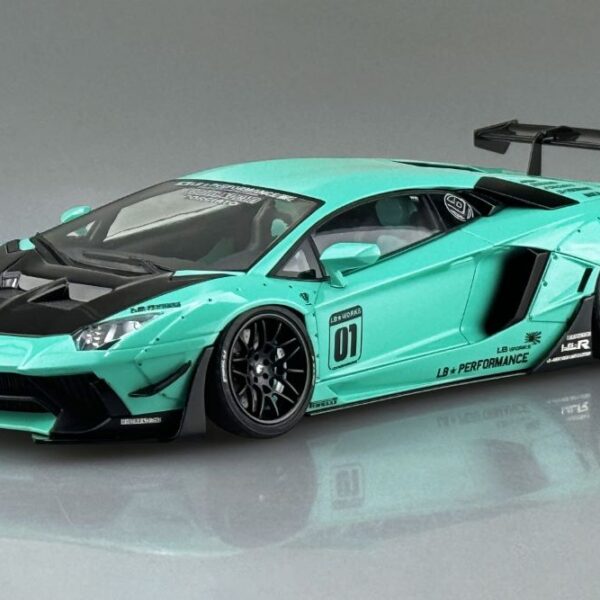 Aoshima 1/24 Scale LB Works: Lamborghini Aventador Limited Edition Version 2 Sports Car AOS59951