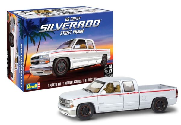 Revell 1/25 Scale 1999 Chevy Silverado Street Pickup Truck RMX14538